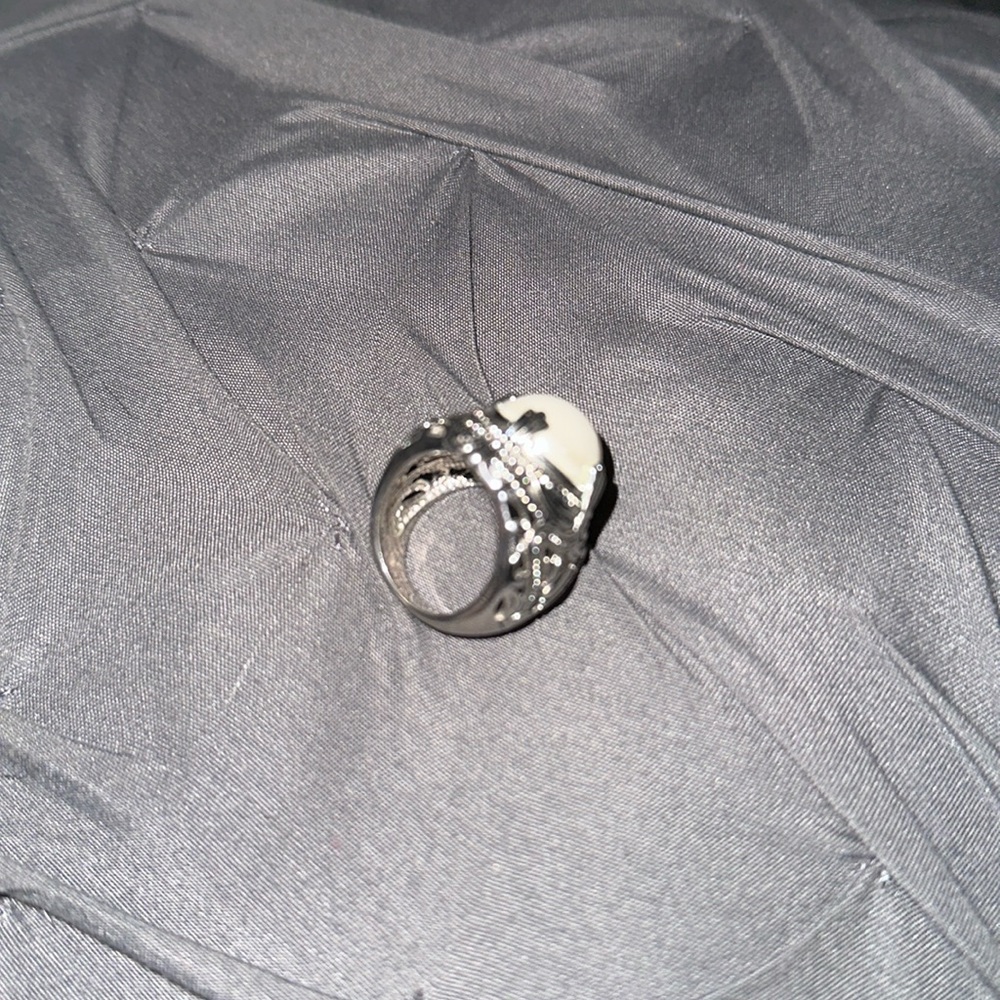 Pearl ring